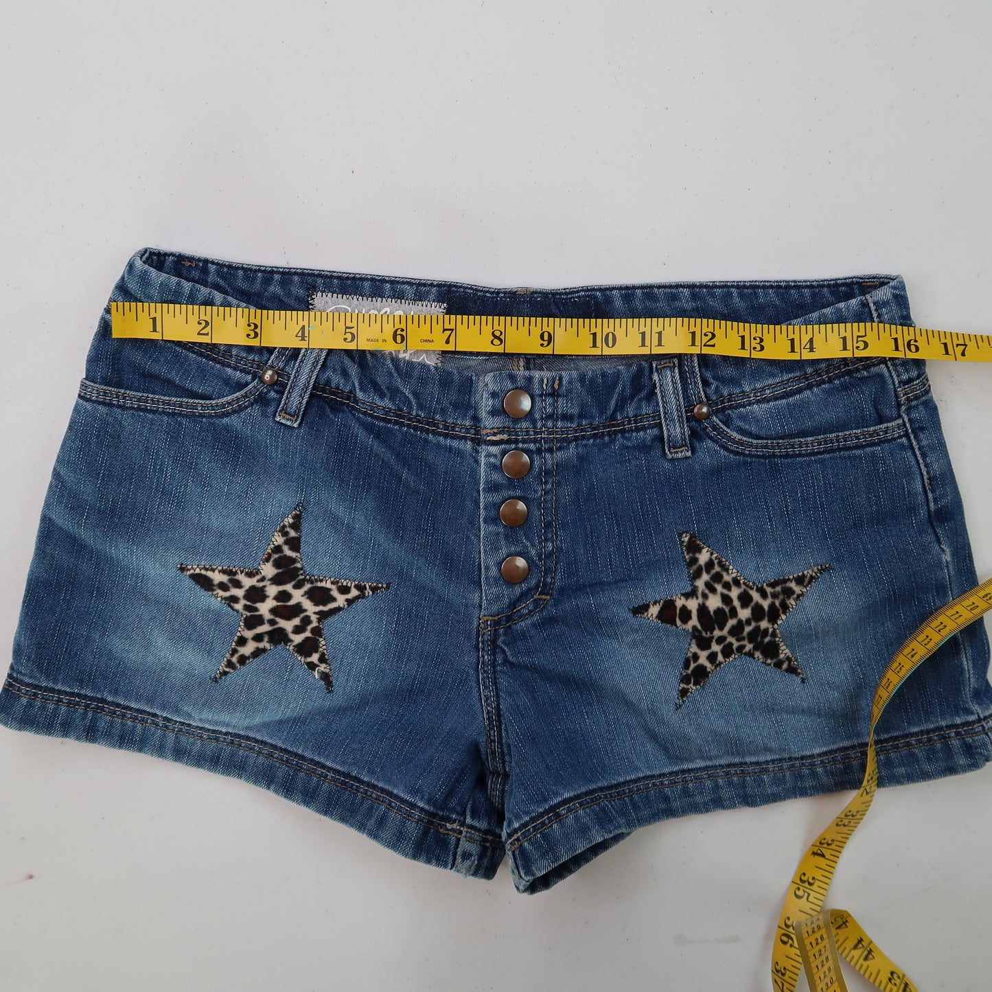"CHEETAH STAR" Ghost Soda Patchwork Star Shorts - Medium