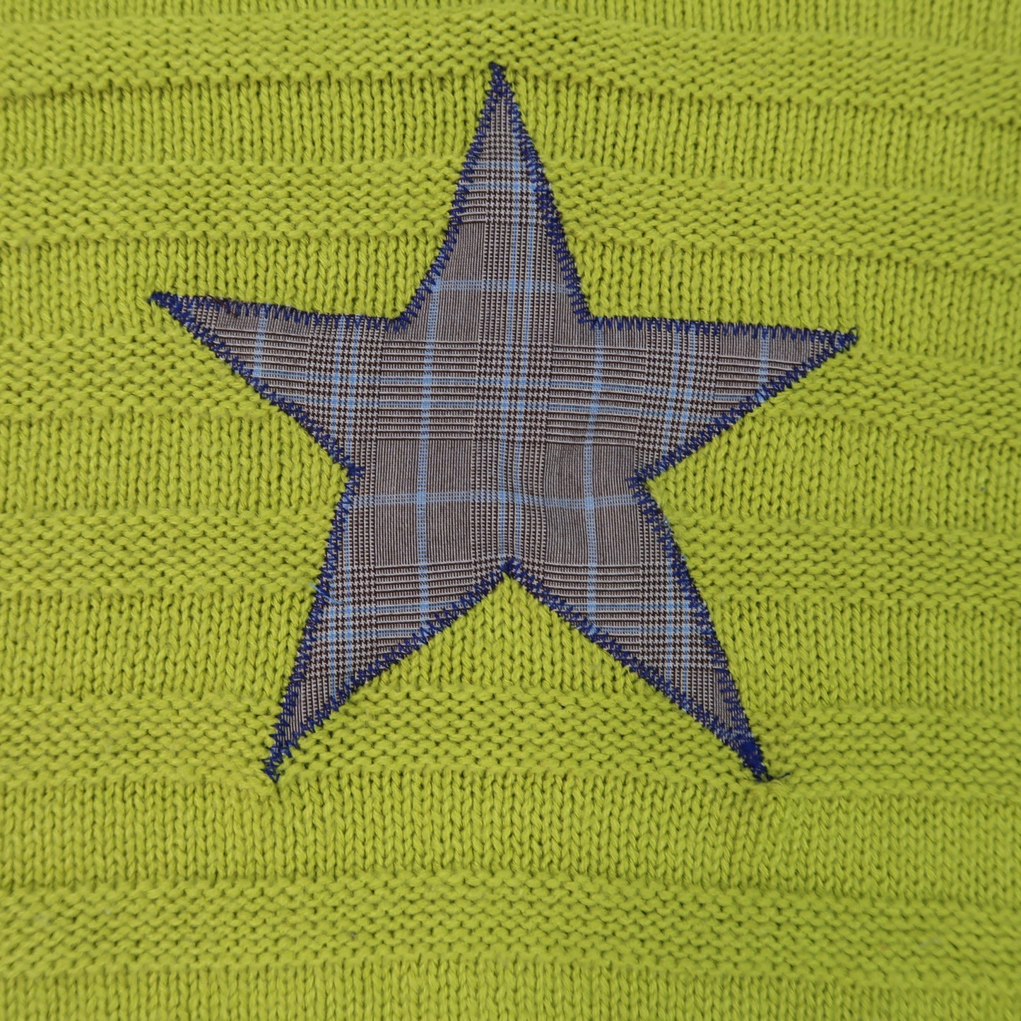 "I'M A STAR" Yellow Star Sweater - Medium
