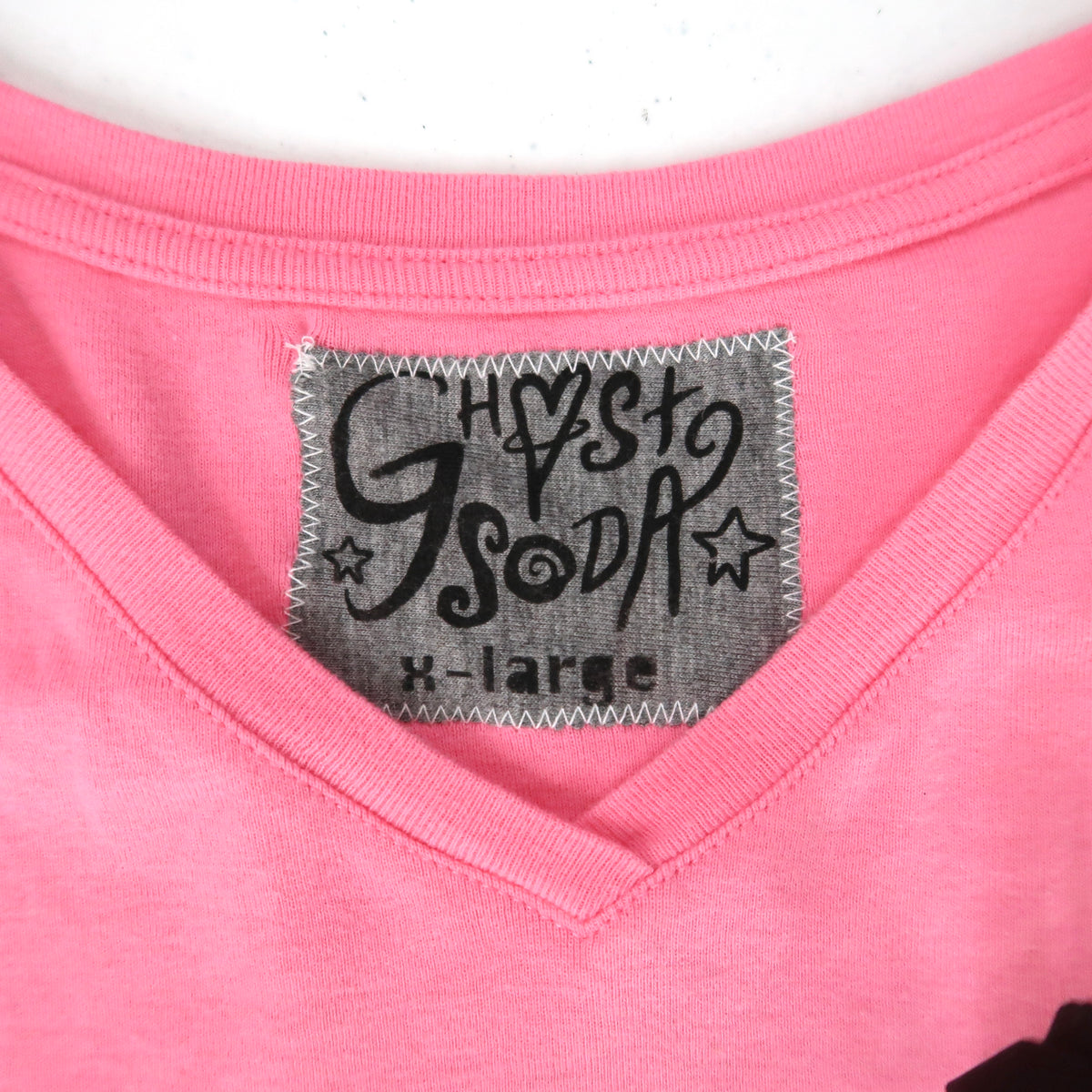 "Melted Visions" Pink V-Neck Shirt - XL