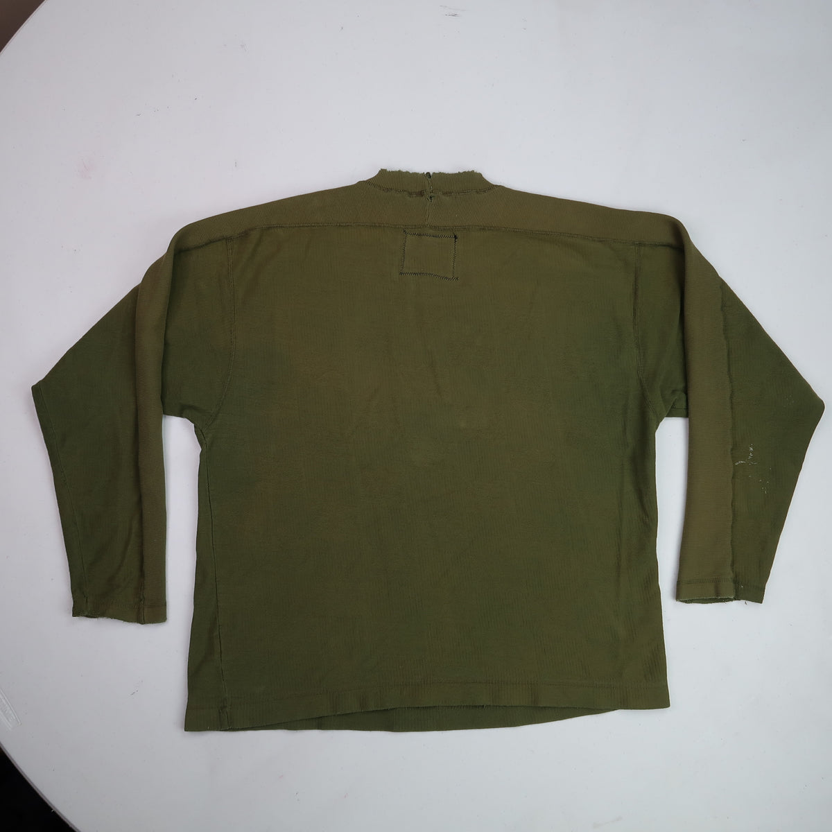 "I Love Spiders" Green Distressed Long Sleeve - Medium