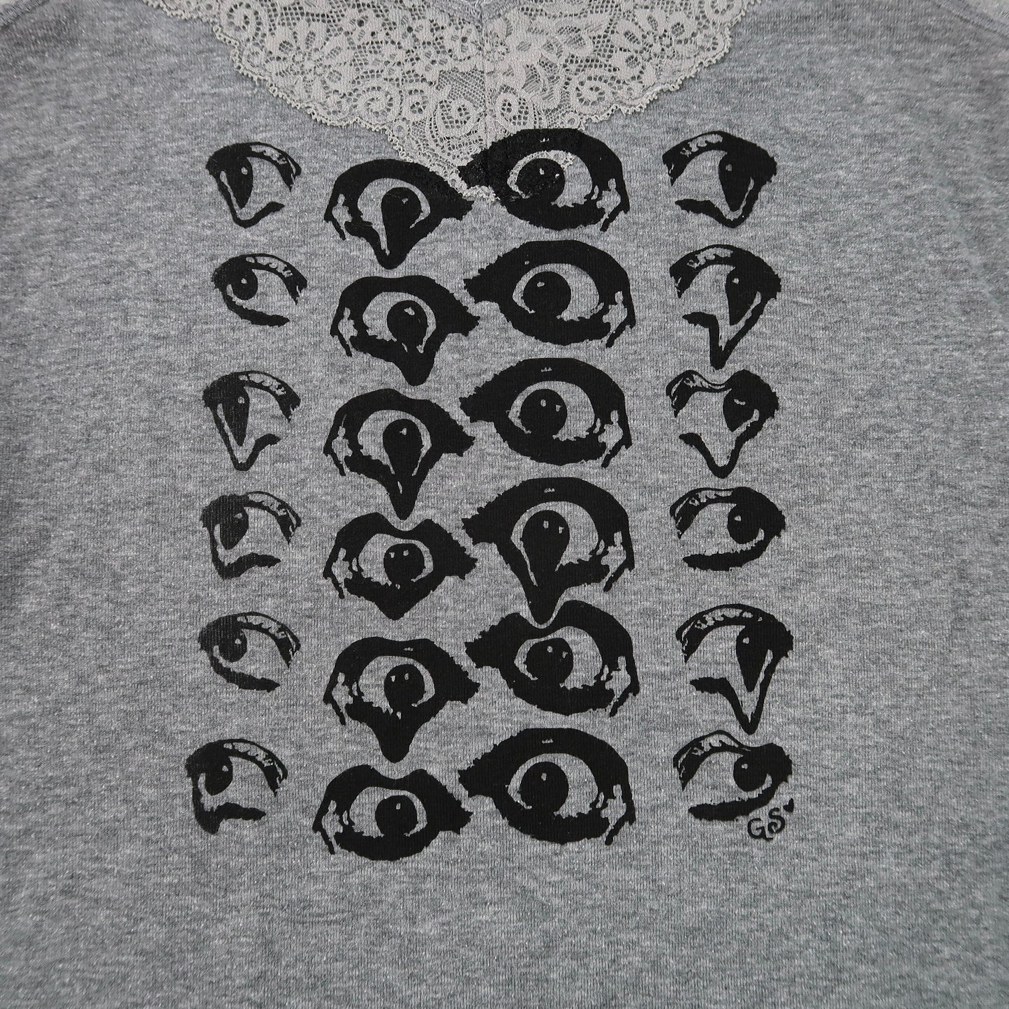 "Melted Visions" Gray Lace Tank Top - Medium