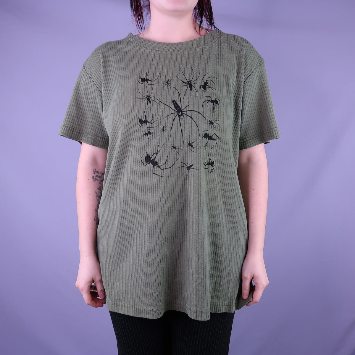 "I Love Spiders" Army Green Ribbed T-shirt - Large