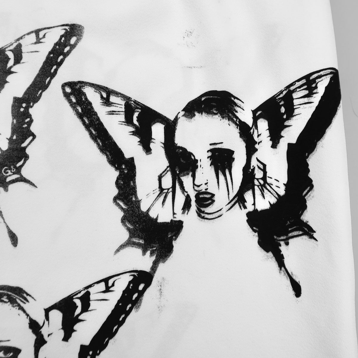 "Weeping Butterfly" AOP White Skirt - XL