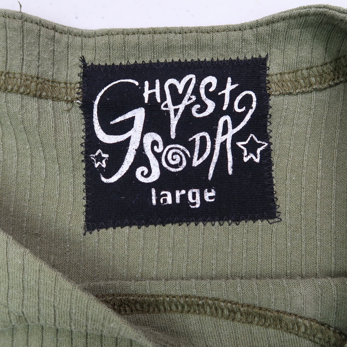 "I Love Spiders" Army Green Ribbed T-shirt - Large